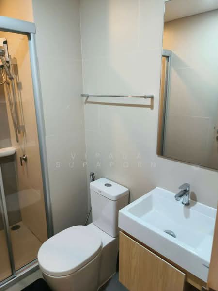 Lumpini Suite Phetchaburi-Makkasan, Bangkok, 1515 Phetchaburi Rd, Makkasan, Ratchathewi, Bangkok, 2 Bedrooms, 41 sqm, Condo For Rent, by Vipada Supaporn, 500184282 - DDproperty.com