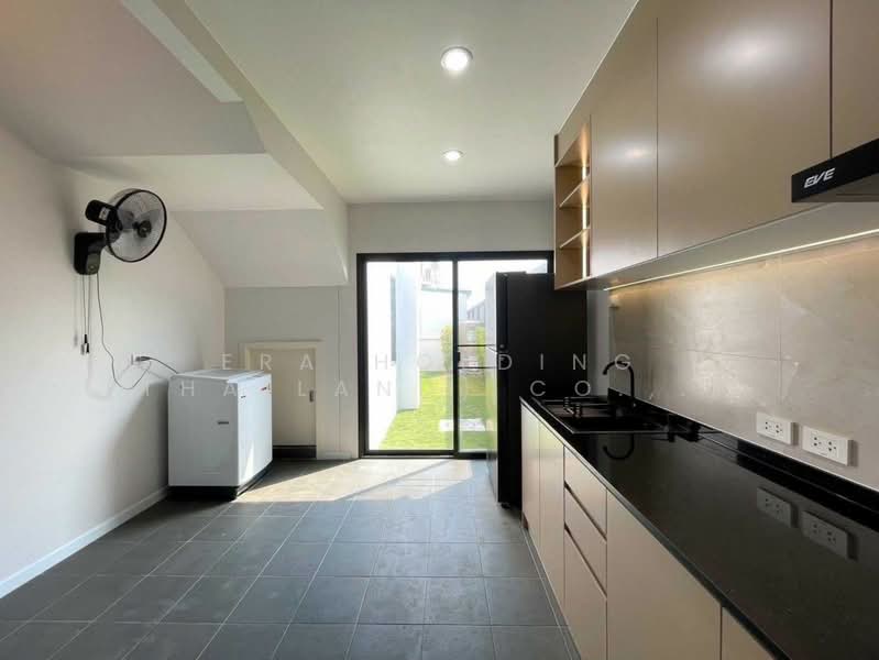 Pimnara Srinakarin-Bangna, Samut Prakan, Nam Daeng Road, Bang Kaeo, Bang Plee, Samut Prakan, 4 Bedrooms, 183 sqm, Single Detached House For Rent, by ERA Holding (Thailand) Co., Ltd., 500184288 - DDproperty.com