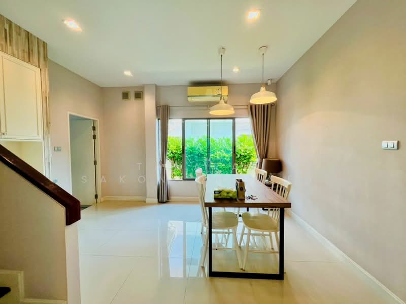 Perfect Place Sukhumvit 77-Suvarnabhumi, Samut Prakan, Lat Krabang Road, Rachathewa, Bang Plee, Samut Prakan, 4 Bedrooms, 175 sqm, Single Detached House For Sale, by Tanapat Sakonsontised, 500184294 - DDproperty.com