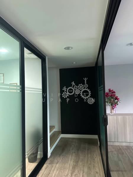 Nirvana@Work Ladprao-Kasetnawamin, Bangkok, 239 Prasert-Manukitch Road, Nawamin, Bueng Kum, Bangkok, 4 Bedrooms, 363 sqm, Townhouse For Rent, by Vipada Supaporn, 500184296 - DDproperty.com