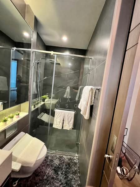 The Esse at Singha Complex : ดิ เอส แอท สิงห์ คอมเพล็กซ์, กรุงเทพ, 1788 ถนนเพชรบุรีตัดใหม่, คลองเตยเหนือ, วัฒนา, กรุงเทพ, 35 ตร.ม., คอนโด ให้เช่า, โดย Tanapat Sakonsontised, 500184300 - DDproperty.com