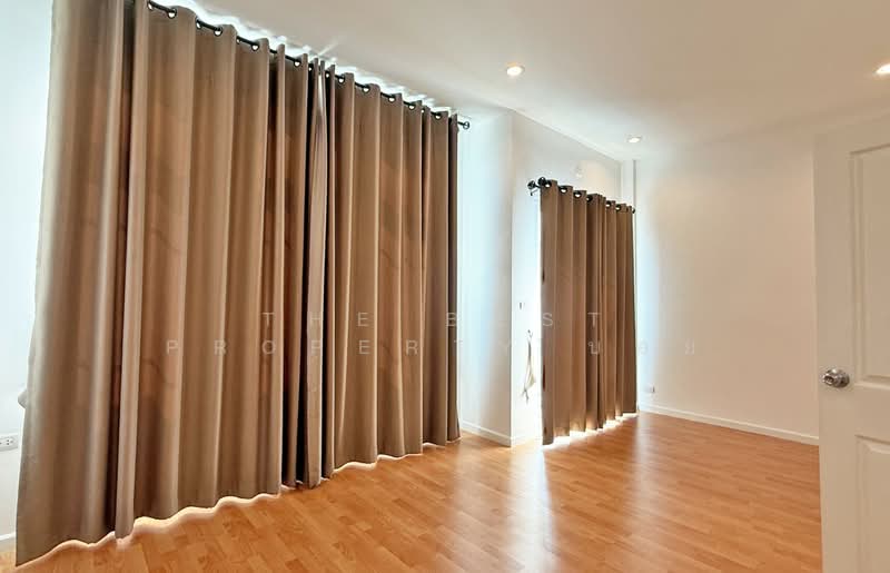 พิมพ์พิชฎา เชียงใหม่, Chiang Mai, San Klang, San Kamphaeng, Chiang Mai, 4 Bedrooms, 170 sqm, Townhouse For Sale, by The Best Property บอย, 500184355 - DDproperty.com