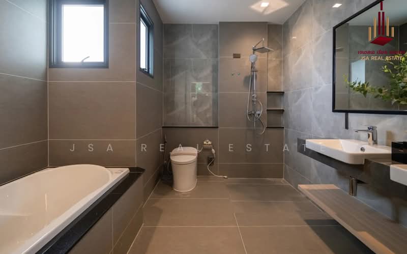 Bangkok Boulevard Borom - Sai 4, Nakhon Pathom, Phutthamonthon Sai 4 Road, Krathum Lom, Sam Phran, Nakhon Pathom, 4 Bedrooms, 230 sqm, Single Detached House For Sale, by JSA REAL ESTATE, 500184377 - DDproperty.com