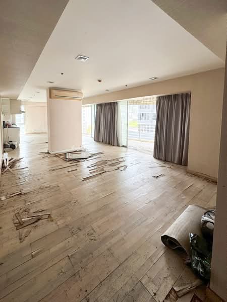 My Resort Bangkok, Bangkok, 1724 Petchaburi Road, Bang Kapi, Huai Khwang, Bangkok, 2 Bedrooms, 117 sqm, Condo For Sale, by Laksana Chaichana, 500184387 - DDproperty.com