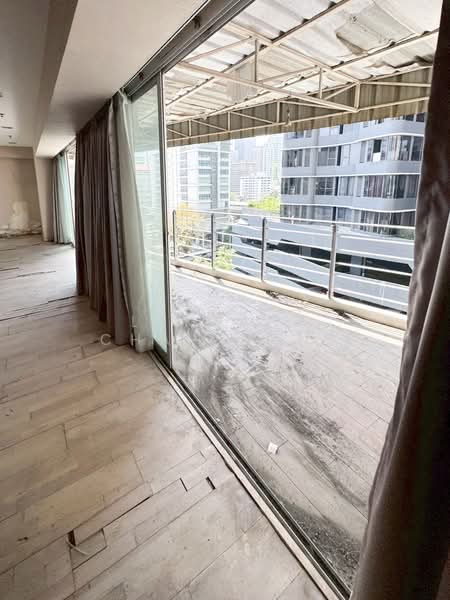 My Resort Bangkok, Bangkok, 1724 Petchaburi Road, Bang Kapi, Huai Khwang, Bangkok, 2 Bedrooms, 117 sqm, Condo For Sale, by Laksana Chaichana, 500184387 - DDproperty.com