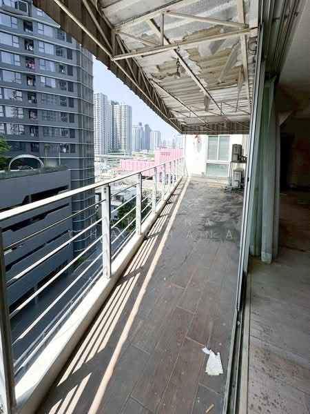 My Resort Bangkok, Bangkok, 1724 Petchaburi Road, Bang Kapi, Huai Khwang, Bangkok, 2 Bedrooms, 117 sqm, Condo For Sale, by Laksana Chaichana, 500184387 - DDproperty.com