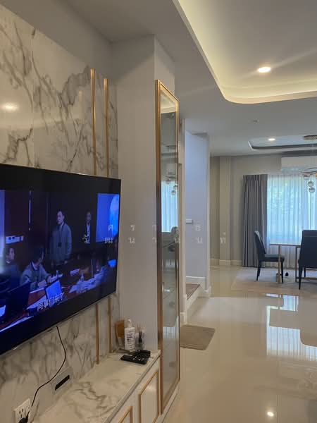 ให้เช่า - Centro Prachauthit 90 : เซนโทร ประชาอุทิศ 90, สมุทรปราการ