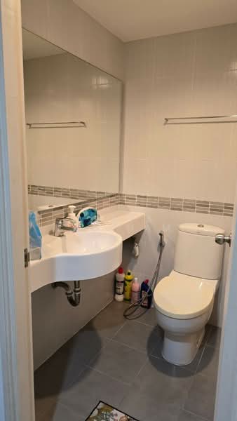 Lumpini Place Srinakarin-Huamak Station, Bangkok, Srinakarin Road, Suan Luang, Suan Luang, Bangkok, 2 Bedrooms, 52 sqm, Condo For Rent, by Araya Laokham, 500184408 - DDproperty.com