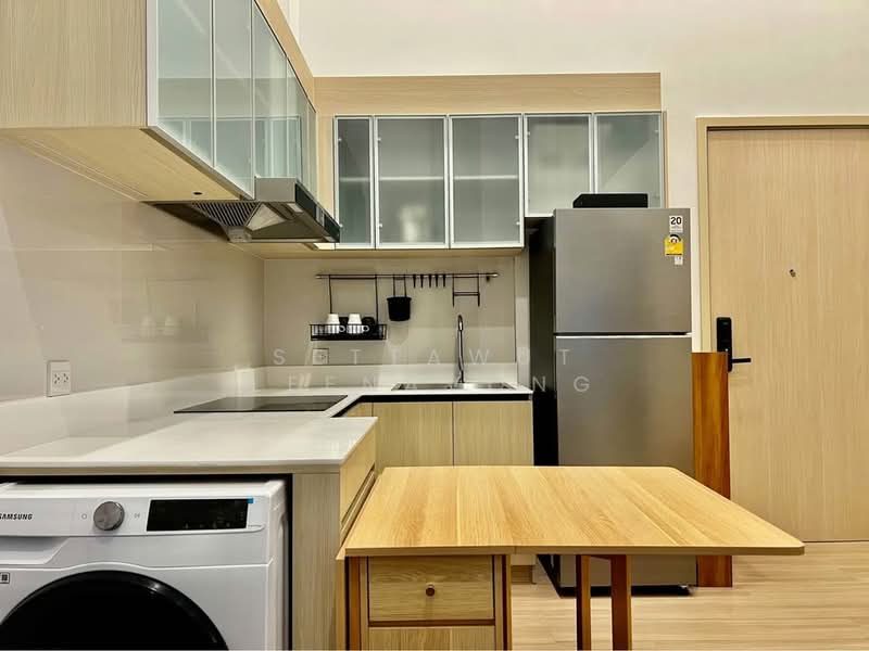 Maru Ekkamai 2, Bangkok, 70-5 Sukhumvit 63 Road, Phra Kanong Nua, Watthana, Bangkok, 2 Bedrooms, 48 sqm, Condo For Rent, by Settawut Leenavong, 500184426 - DDproperty.com