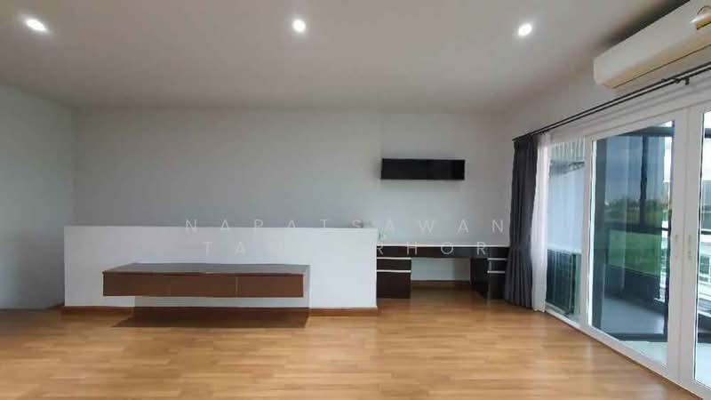 The Ricco Town Watcharapol, Bangkok, Ruammit Pattana, Khlong Tan Nuea, Tha Rang, Bang Khen, Bangkok, 3 Bedrooms, 200 sqm, Townhouse For Sale, by Napatsawan Tamjorhor, 500184444 - DDproperty.com