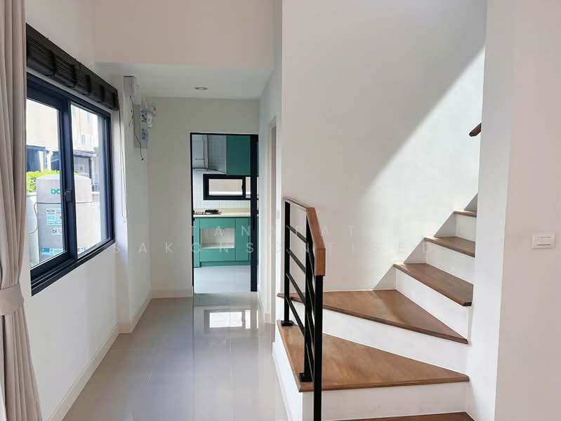 Baan Klang Muang The Edition Sukhumvit-Onnut, Bangkok, Soi On Nut, Prawet, Prawet, Bangkok, 3 Bedrooms, 153 sqm, Semi-Detached House (Twin House) For Rent, by Tanapat Sakonsontised, 500184446 - DDproperty.com