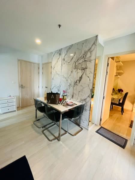 Life Asoke, Bangkok, Asoke-Dindang Road, Bang Kapi, Huai Khwang, Bangkok, 2 Bedrooms, 55 sqm, Condo For Rent, by Napatsawan Tamjorhor, 500184453 - DDproperty.com