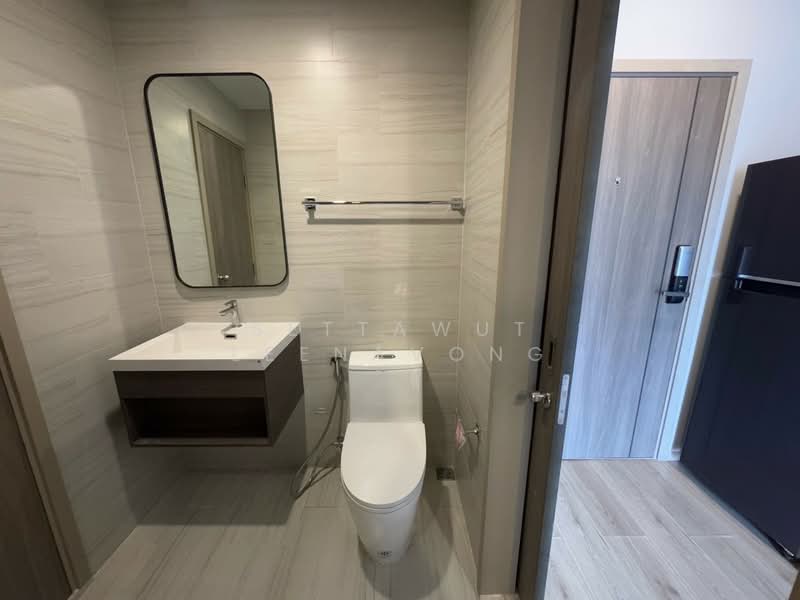 Metris Ladprao, Bangkok, Lat Phrao Road, Jom Phon, Chatuchak, Bangkok, 1 Bedroom, 30 sqm, Condo For Rent, by Settawut Leenavong, 500184458 - DDproperty.com