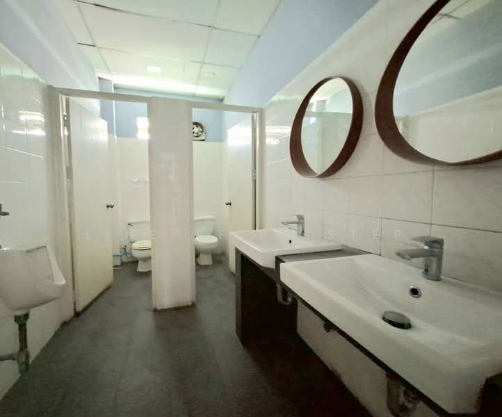 พื้นที่สำนักงาน สาทร-ลุมพินี ใกล้ MRT ลุมพินี, กรุงเทพ, ทุ่งมหาเมฆ, สาทร, กรุงเทพ, 184 ตร.ม., สำนักงาน ให้เช่า, โดย LINE @firststep, 500184462 - DDproperty.com