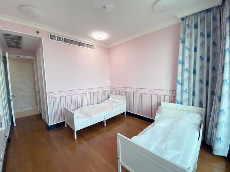 Royce Private Residences, Bangkok, 61 Soi Sukhumvit 31, Khlongtoei Nua, Watthana, Bangkok, 4 Bedrooms, 355 sqm, Condo For Sale, by Napatsawan Tamjorhor, 500184465 - DDproperty.com