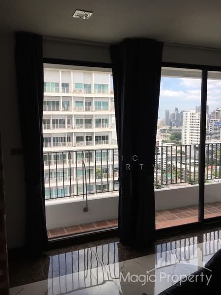 Icon III, Bangkok, 858 Sukhumvit Road, Khlong Tan Nua, Watthana, Bangkok, 1 Bedroom, 63 sqm, Condo For Sale, by Magic Property, 500184471 - DDproperty.com