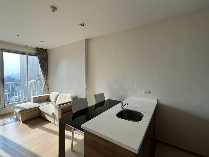 Rhythm Sukhumvit 50, Bangkok, 8 Sukhumvit 50, Sukhumvit Road, Phra Kanong, Khlong Toei, Bangkok, 1 Bedroom, 45 sqm, Condo For Rent, by Settawut Leenavong, 500184478 - DDproperty.com