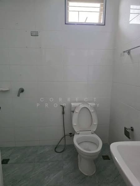 Areeya Como Bangna - Wongwaen, Samut Prakan, Mahachai Road, Bangphli Yai, Bang Plee, Samut Prakan, 3 Bedrooms, 165 sqm, Semi-Detached House (Twin House) For Rent, by Correct Property, 500184495 - DDproperty.com