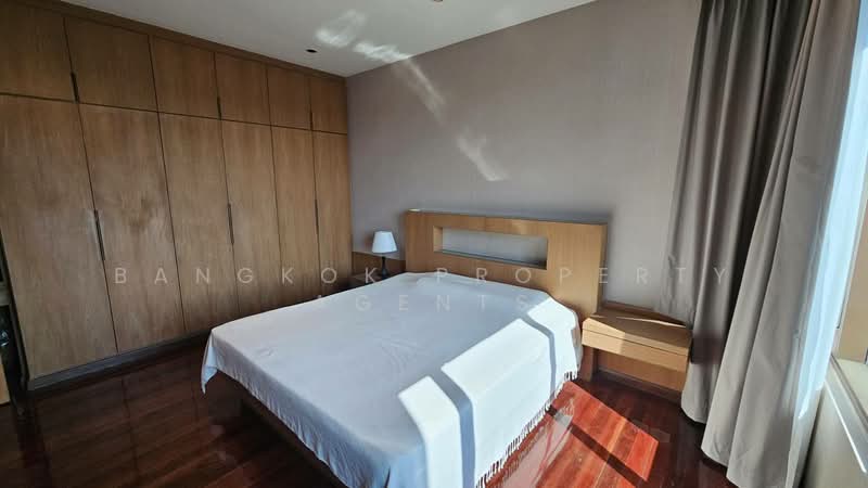 The Emporio Place, Bangkok, 93 Soi Sukhumvit 24, Sukhumvit Road, Khong Tan, Khlong Toei, Bangkok, 1 Bedroom, 68 sqm, Condo For Rent, by BANGKOK PROPERTY AGENTS, 500184537 - DDproperty.com