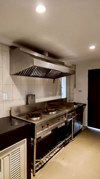 Commercial Townhome, Rama 9 Soi 11, Near MRT Rama 9, Bangkok, Bang Kapi, Huai Khwang, Bangkok, , 320 sqm, Shophouse For Sale, by LINE @firststep, 500184548 - DDproperty.com