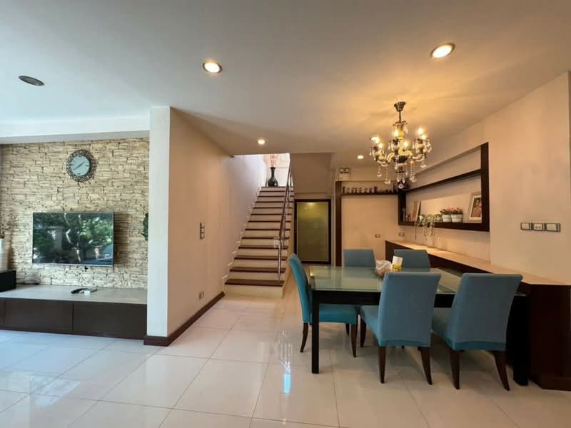 Areeyachaba Nuanchan 56, Bangkok, Soi Nuanchan 56, Nuan Chan, Bueng Kum, Bangkok, 3 Bedrooms, 300 sqm, Single Detached House For Sale, by ลี, 500184551 - DDproperty.com