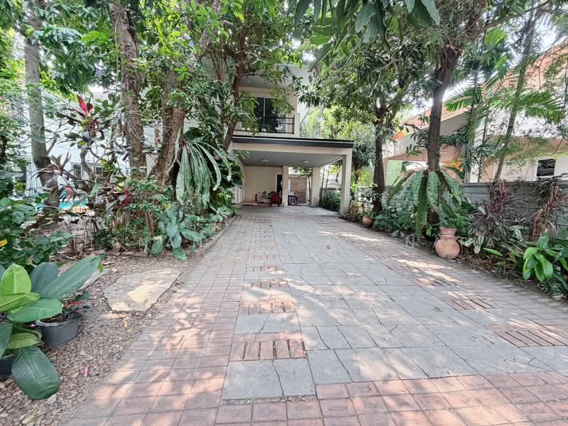 Noble Tara Pattanakarn, Bangkok, 2046 Pattanakarn Road, Suan Luang, Suan Luang, Bangkok, 4 Bedrooms, 500 sqm, Single Detached House For Sale, by Chananya Watanapa, 500184557 - DDproperty.com