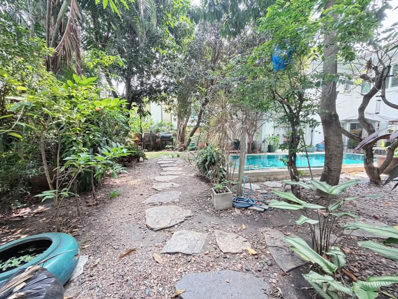 Noble Tara Pattanakarn, Bangkok, 2046 Pattanakarn Road, Suan Luang, Suan Luang, Bangkok, 4 Bedrooms, 500 sqm, Single Detached House For Sale, by Chananya Watanapa, 500184557 - DDproperty.com