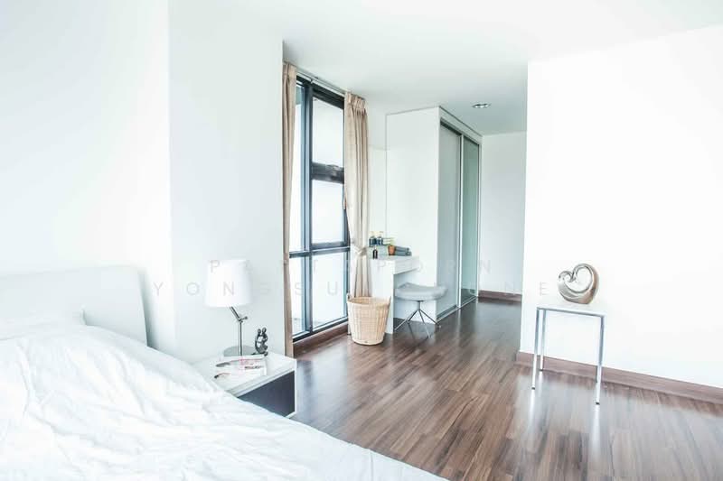 D65 Condominium, Bangkok, 396 Soi Sukhumvit 65 Sukhumvit Road, Phra Kanong Nua, Watthana, Bangkok, 1 Bedroom, 53 sqm, Condo For Sale, by Pattaporn Yongsungnone, 500184597 - DDproperty.com