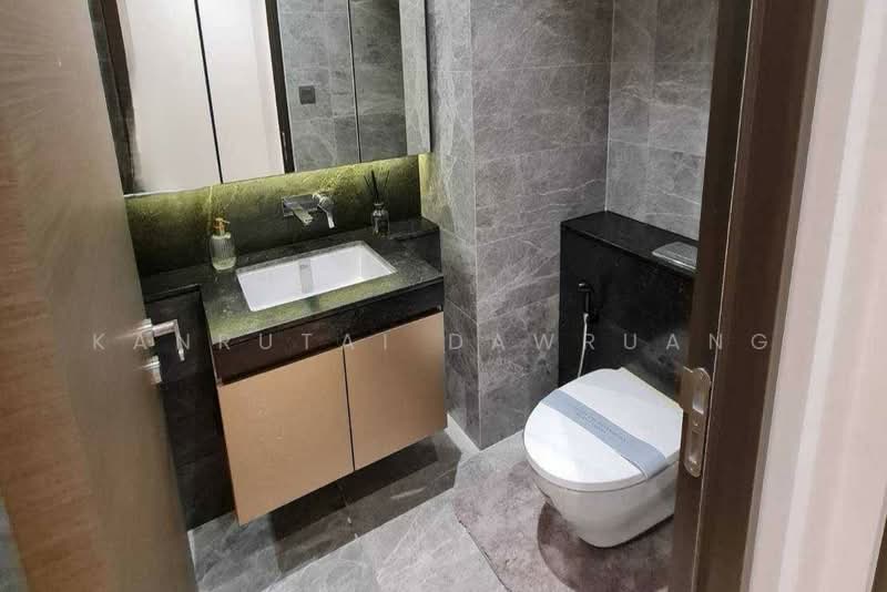 28 Chidlom, Bangkok, 28 Chit Lom Alley, Lumphini, Pathum Wan, Bangkok, 2 Bedrooms, 75 sqm, Condo For Sale, by Kanrutai Dawruang, 500184631 - DDproperty.com