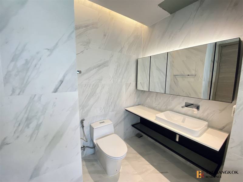 The Room Sukhumvit 38, Bangkok, Soi Sukhumvit 38, Phra Kanong, Khlong Toei, Bangkok, 2 Bedrooms, 77 sqm, Condo For Sale, by Sirirut Havee Akehurst, 500184659 - DDproperty.com