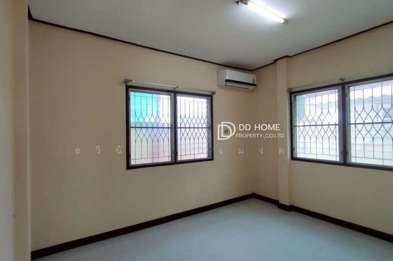 Kristsada Nakorn 10, Nonthaburi, Rattanathibet Road, Bang Rak Pattana, Bang Bua Thong, Nonthaburi, 3 Bedrooms, 110 sqm, Semi-Detached House (Twin House) For Sale, by ธวินันท์ มิ่งมงคล, 500184660 - DDproperty.com