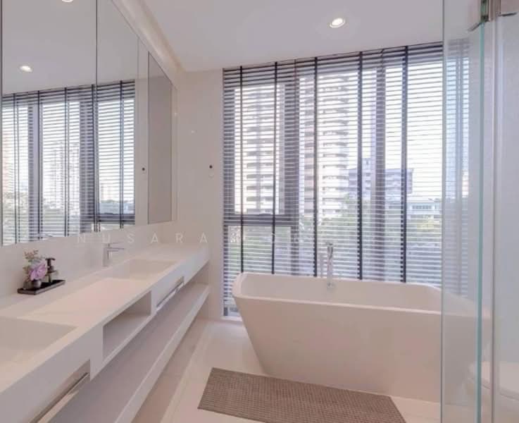 Vittorio 39, Bangkok, 8 Sukhumvit, Khlong Tan Nua, Watthana, Bangkok, 2 Bedrooms, 127 sqm, Condo For Rent, by Nusara Rongtran, 500184675 - DDproperty.com