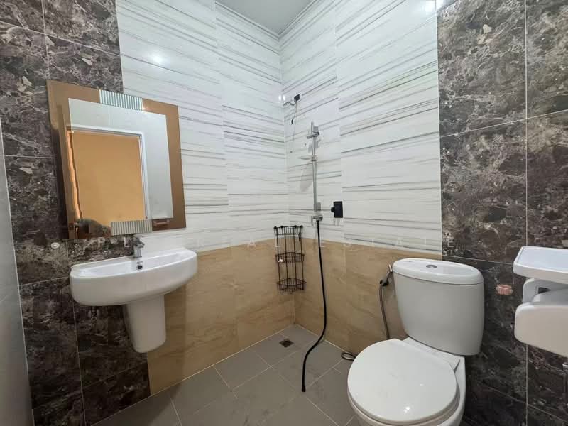 Townhouse 4 Bedroom for Sale in East Pattaya, Chon Buri (Pattaya), Bang Lamung, Bang Lamung (Pattaya), Chon Buri (Pattaya), 4 Bedrooms, 69 sqm, Townhouse For Sale, by PLC real estate, 500184676 - DDproperty.com