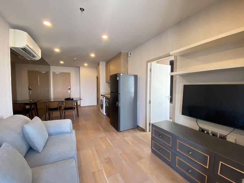 Q Chidlom-Phetchaburi, Bangkok, 1088 Phetchaburi Road, Makkasan, Ratchathewi, Bangkok, 2 Bedrooms, 65 sqm, Condo For Rent, by Jiayan Feng, 500184700 - DDproperty.com