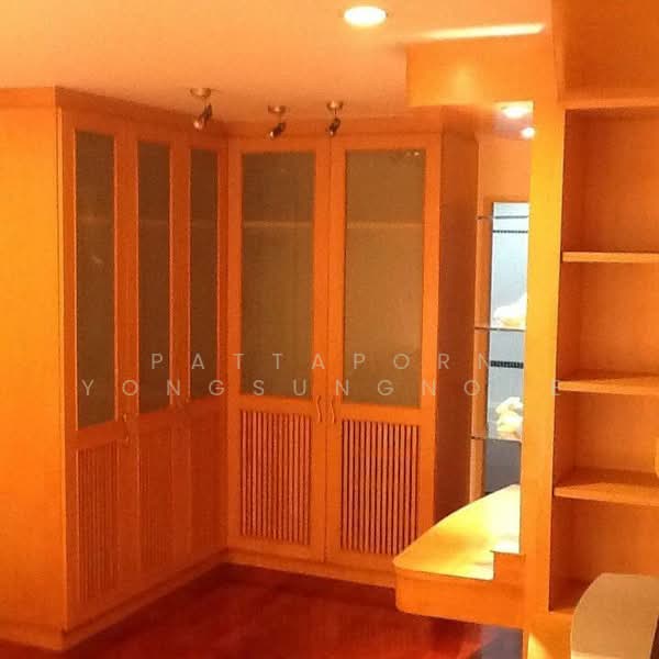 Asoke Place, Bangkok, Asok Montri Rd, Khlongtoei Nua, Watthana, Bangkok, 2 Bedrooms, 65 sqm, Condo For Rent, by Pattaporn Yongsungnone, 500184714 - DDproperty.com