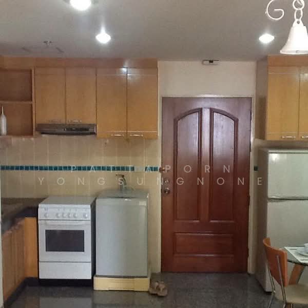 Asoke Place, Bangkok, Asok Montri Rd, Khlongtoei Nua, Watthana, Bangkok, 2 Bedrooms, 65 sqm, Condo For Rent, by Pattaporn Yongsungnone, 500184714 - DDproperty.com