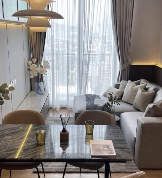 Noble Around Sukhumvit 33, Bangkok, 17 Soi Sukhumvit 33, Khlong Tan Nua, Watthana, Bangkok, 1 Bedroom, 43 sqm, Condo For Rent, by Pattaporn Yongsungnone, 500184721 - DDproperty.com