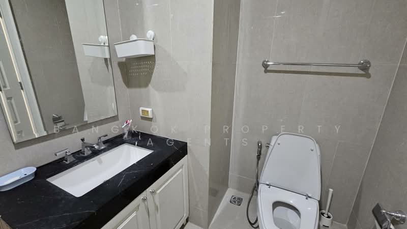 Royce Private Residences, Bangkok, 61 Soi Sukhumvit 31, Khlongtoei Nua, Watthana, Bangkok, 3 Bedrooms, 143 sqm, Condo For Rent, by BANGKOK PROPERTY AGENTS, 500184737 - DDproperty.com