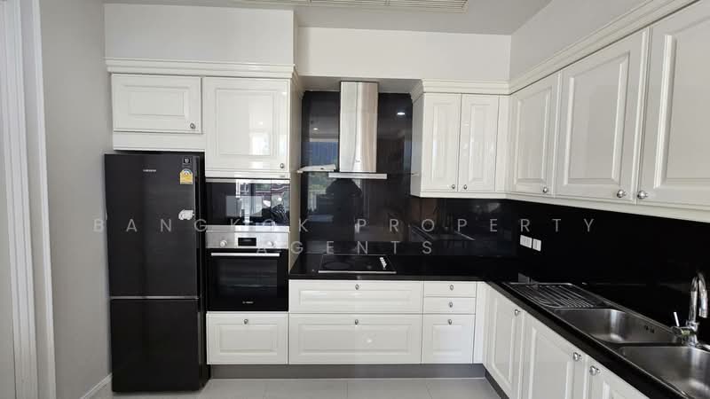 Royce Private Residences, Bangkok, 61 Soi Sukhumvit 31, Khlongtoei Nua, Watthana, Bangkok, 3 Bedrooms, 143 sqm, Condo For Rent, by BANGKOK PROPERTY AGENTS, 500184737 - DDproperty.com