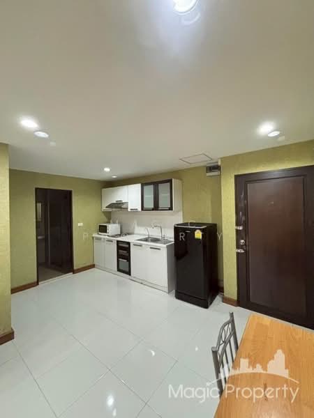 Le Cosi Ekamai 28, Bangkok, Sukhumvit, Khlong Tan Nua, Watthana, Bangkok, 1 Bedroom, 51 sqm, Condo For Rent, by Magic Property, 500184748 - DDproperty.com