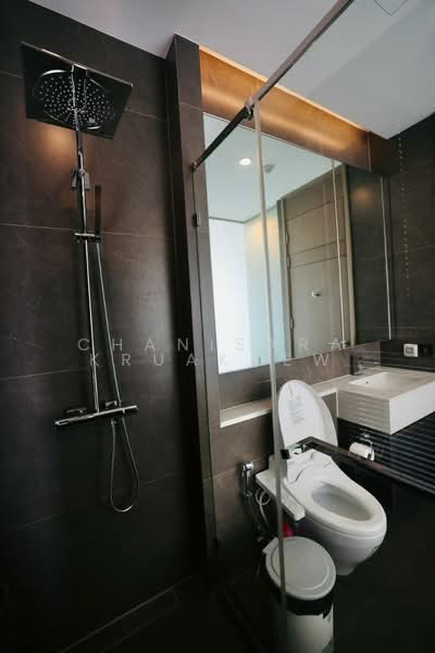 The Esse at Singha Complex : ดิ เอส แอท สิงห์ คอมเพล็กซ์, กรุงเทพ, 1788 ถนนเพชรบุรีตัดใหม่, คลองเตยเหนือ, วัฒนา, กรุงเทพ, 45 ตร.ม., คอนโด ให้เช่า, โดย Chanisara Kruakaew, 500184752 - DDproperty.com