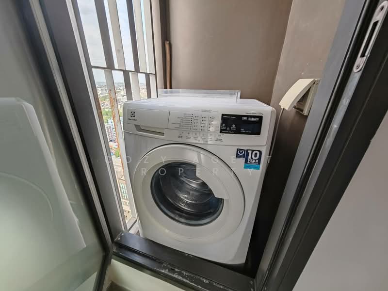 Centric Huai Khwang Station, Bangkok, - Ratchadaphisek Road, Huai Khwang, Huai Khwang, Bangkok, 2 Bedrooms, 50 sqm, Condo For Rent, by Cozy Agent Property, 500184754 - DDproperty.com