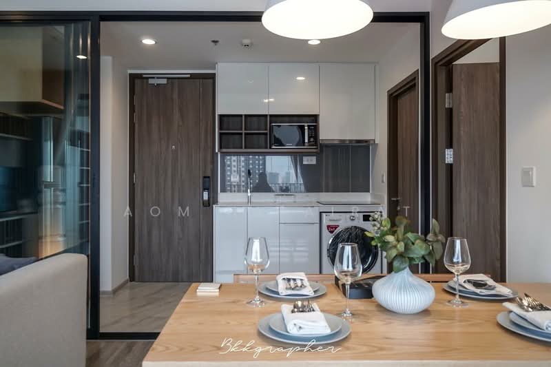 IDEO Mobi Asoke, Bangkok, New Petchaburi Road, Bang Kapi, Huai Khwang, Bangkok, 2 Bedrooms, 61 sqm, Condo For Rent, by Aom Hatairat, 500184781 - DDproperty.com