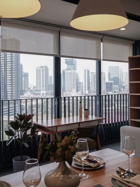 IDEO Mobi Asoke, Bangkok, New Petchaburi Road, Bang Kapi, Huai Khwang, Bangkok, 2 Bedrooms, 61 sqm, Condo For Rent, by Aom Hatairat, 500184781 - DDproperty.com