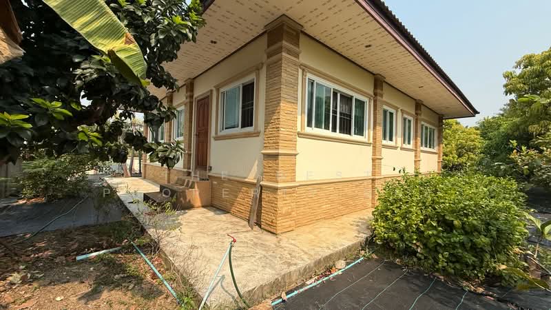 บ้านเดี่ยวบ้านโฮ่ง ลำพูน, Lamphun, Ban Hong, Ban Hong, Lamphun, 2 Bedrooms, 115 sqm, Single Detached House For Sale, by The Best Property บอย, 500184827 - DDproperty.com