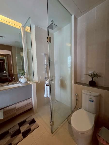 The Esse Asoke, Bangkok, 333 Soi Sukhumvit 21, Sukhumvit Road, Khlongtoei Nua, Watthana, Bangkok, 1 Bedroom, 45 sqm, Condo For Rent, by Vichai  Annavakulthorn, 500184851 - DDproperty.com