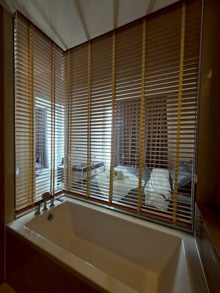 The Esse Asoke, Bangkok, 333 Soi Sukhumvit 21, Sukhumvit Road, Khlongtoei Nua, Watthana, Bangkok, 1 Bedroom, 45 sqm, Condo For Rent, by Vichai  Annavakulthorn, 500184851 - DDproperty.com