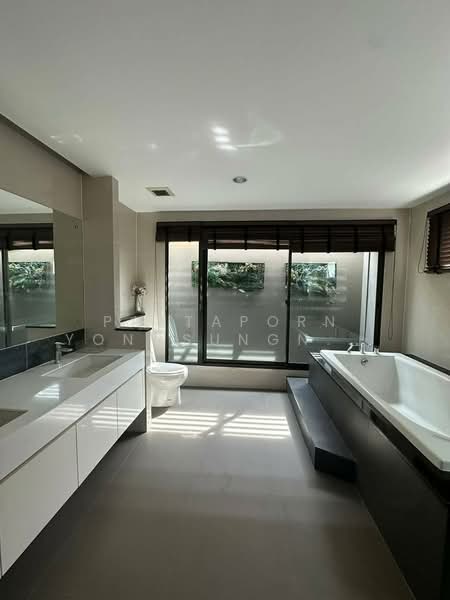Passorn Songprapa, Bangkok, Songprapha Road, Si Khan, Don Mueang, Bangkok, 4 Bedrooms, 275 sqm, Single Detached House For Rent, by Pattaporn Yongsungnone, 500184894 - DDproperty.com