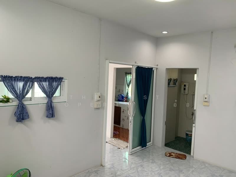 บ้านเดี่ยวพร้อมห้องเช่าวัดไทร นครสวรรค์, Nakhon Sawan, Wat Sai, Muang Nakhon Sawan, Nakhon Sawan, 5 Bedrooms, 150 sqm, Single Detached House For Sale, by The Best Property อ้อ, 500184896 - DDproperty.com