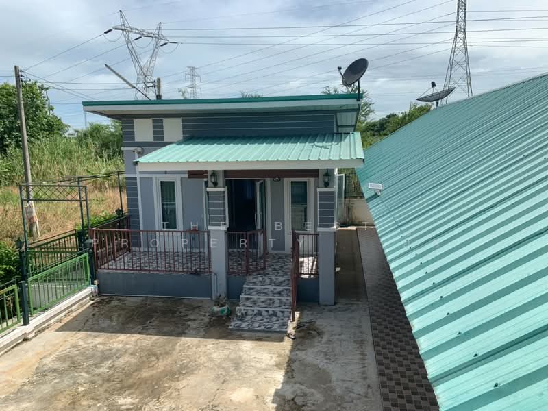 บ้านเดี่ยวพร้อมห้องเช่าวัดไทร นครสวรรค์, Nakhon Sawan, Wat Sai, Muang Nakhon Sawan, Nakhon Sawan, 5 Bedrooms, 150 sqm, Single Detached House For Sale, by The Best Property อ้อ, 500184896 - DDproperty.com